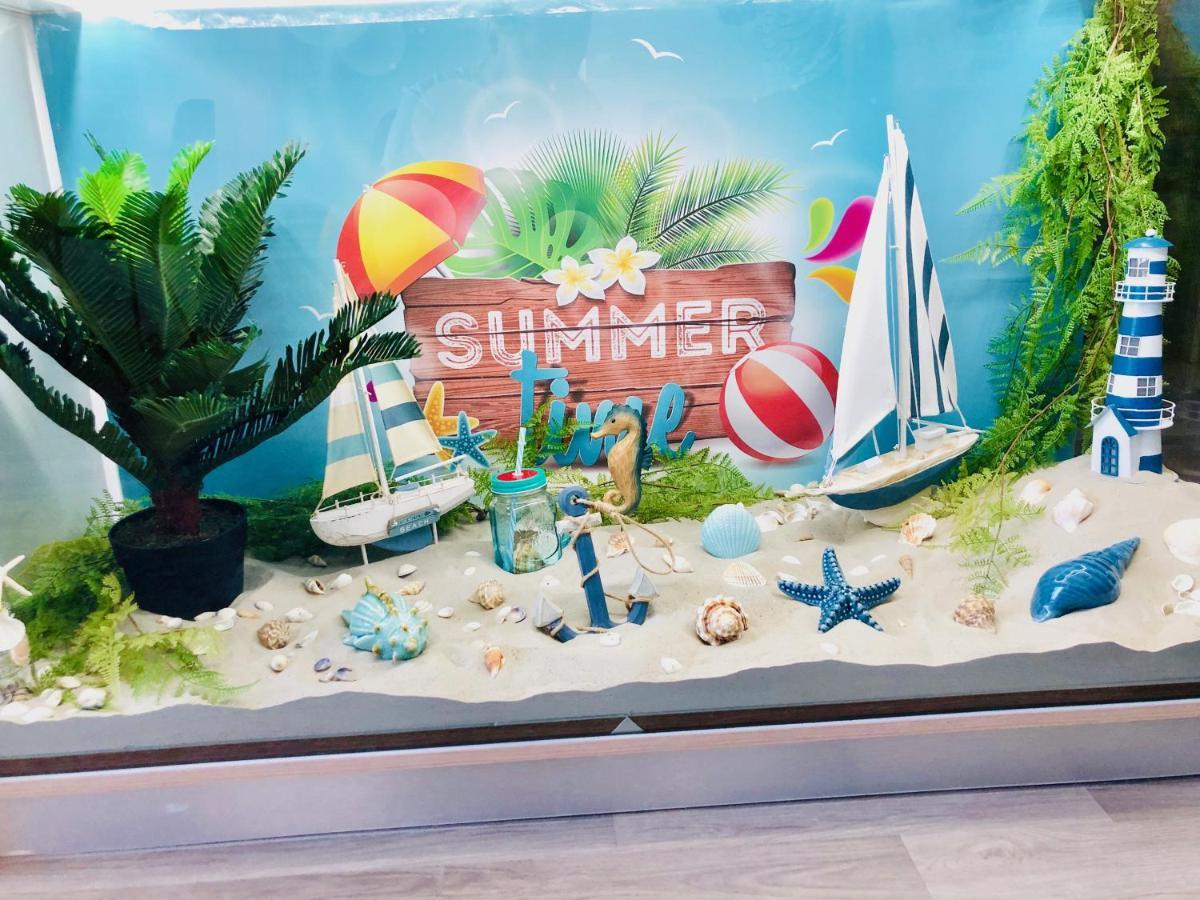 Hg Apartaments Mamaia Eksteriør billede